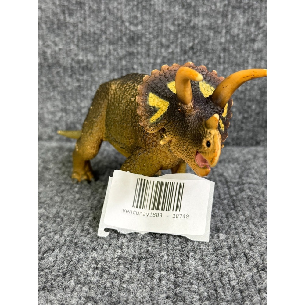 Safari Ltd Triceratops Dinosaur Figure 2018 Brown